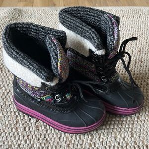 Merence Girl’s Size 25 Boots